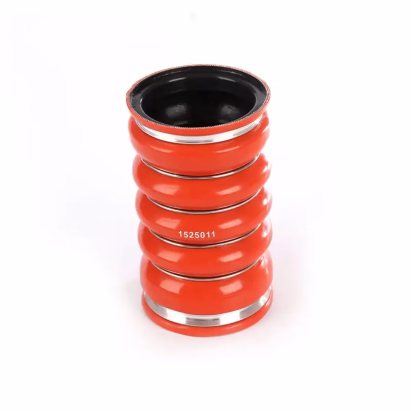 شیلنگ اینترکولر قرمز (INTERCOOLER HOSE) اسکانیا: قلب سیستم هوای موتور